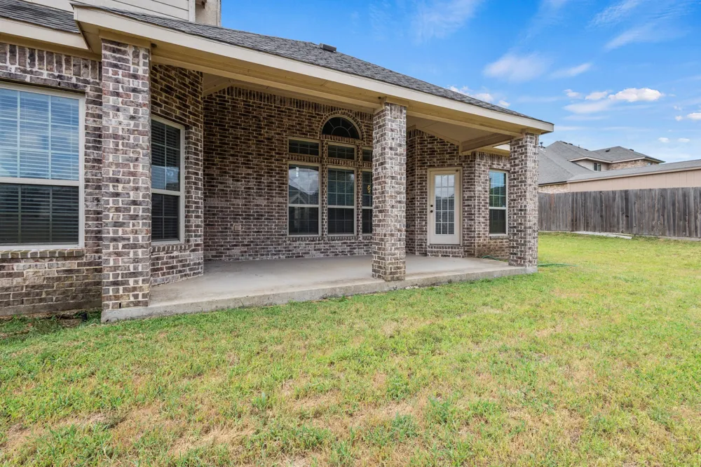 206 White Rock Court Ovilla, TX 75154