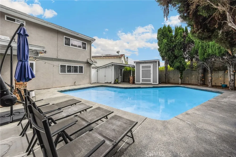 325 Delphia Avenue Brea, CA 92821