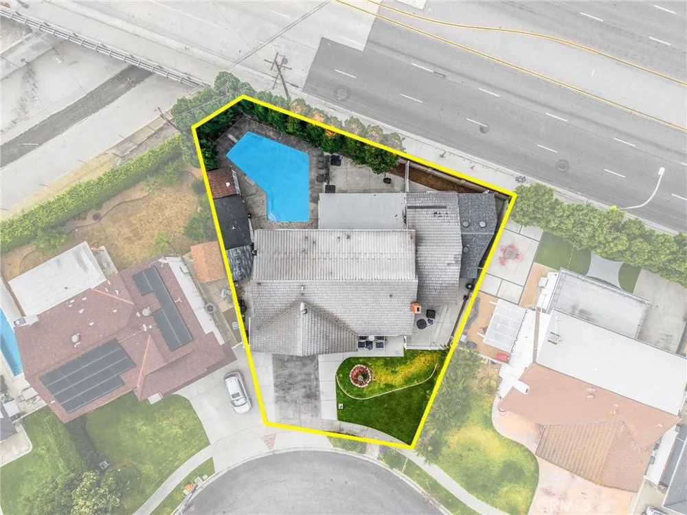 325 Delphia Avenue Brea, CA 92821