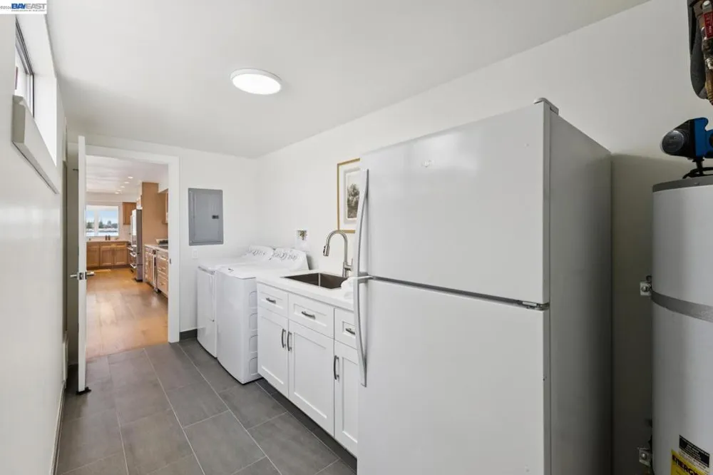 443 Cola Ballena Alameda, CA 94501