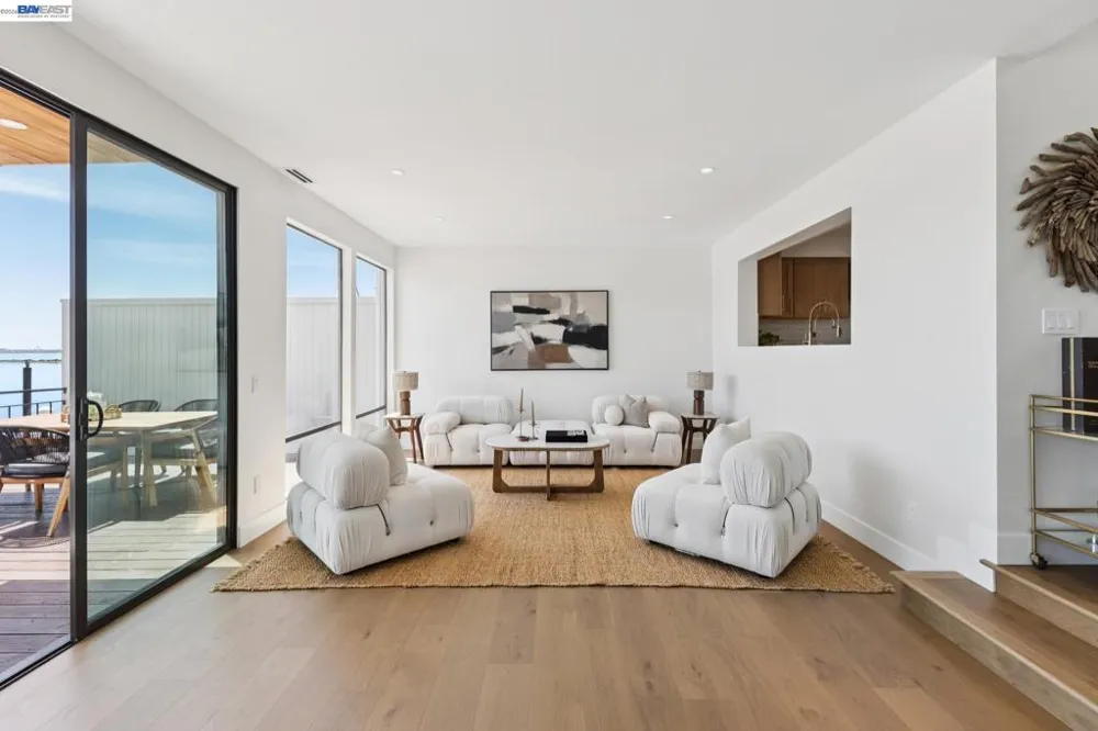 443 Cola Ballena Alameda, CA 94501