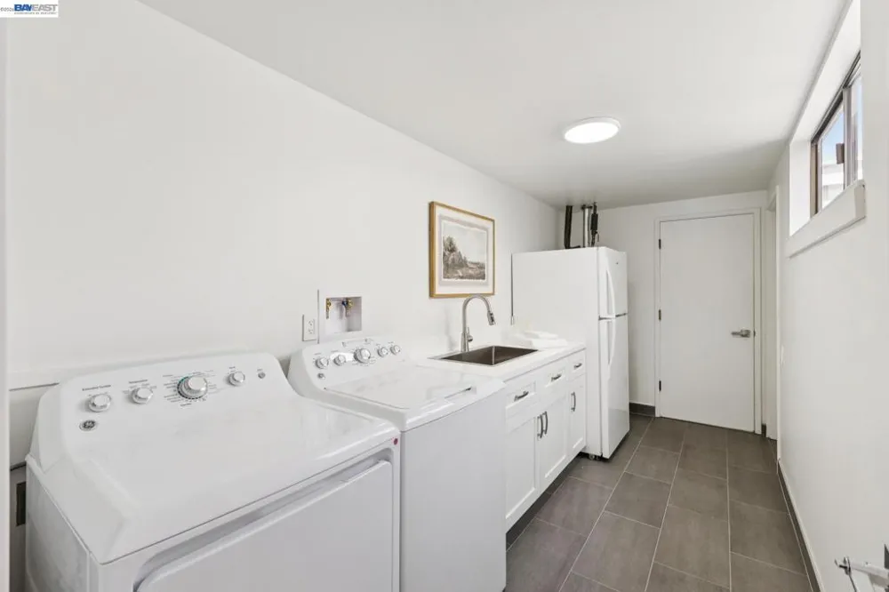 443 Cola Ballena Alameda, CA 94501
