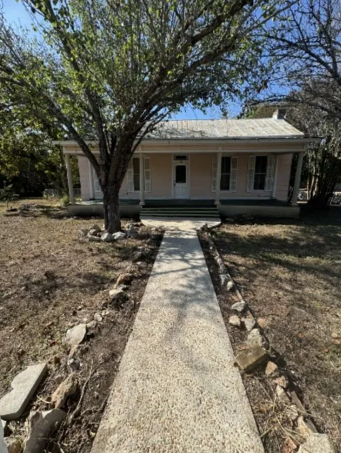 302 S Burleson Street