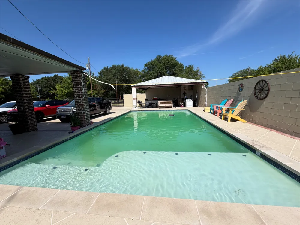 19685 County Road 4045a Kemp, TX 75143