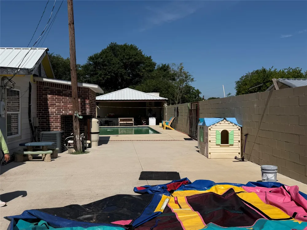 19685 County Road 4045a Kemp, TX 75143