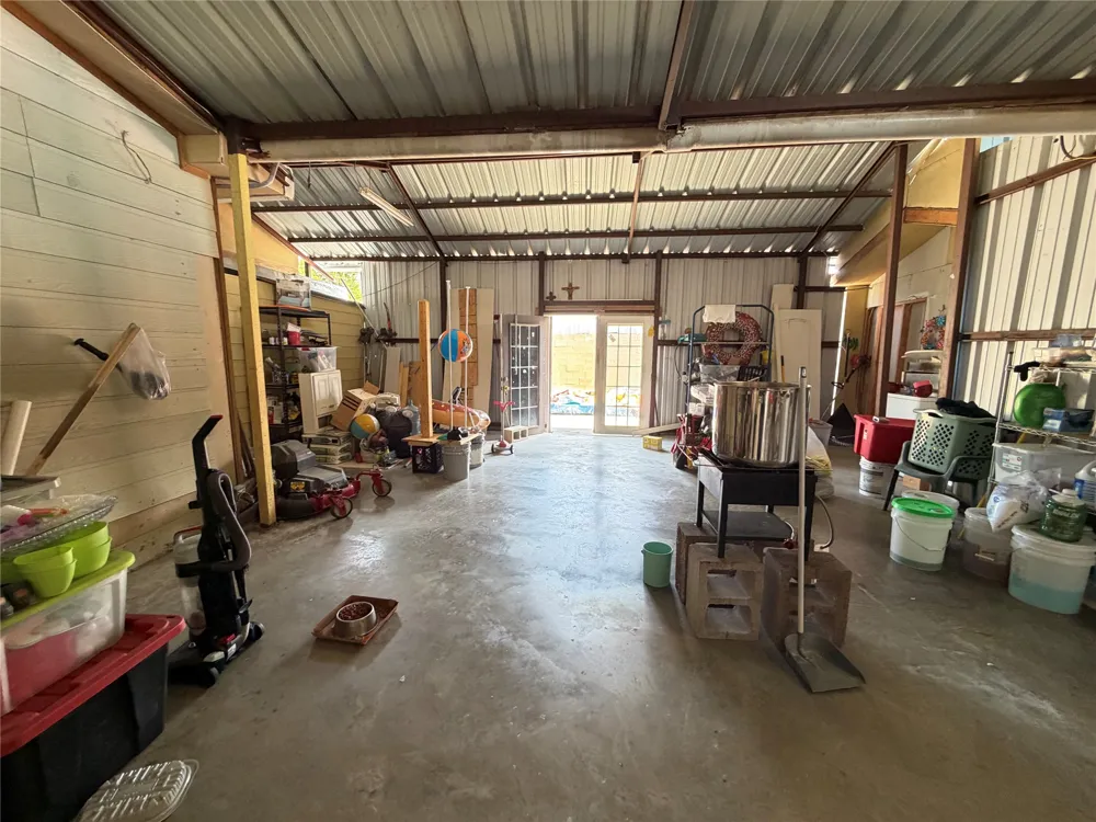19685 County Road 4045a Kemp, TX 75143