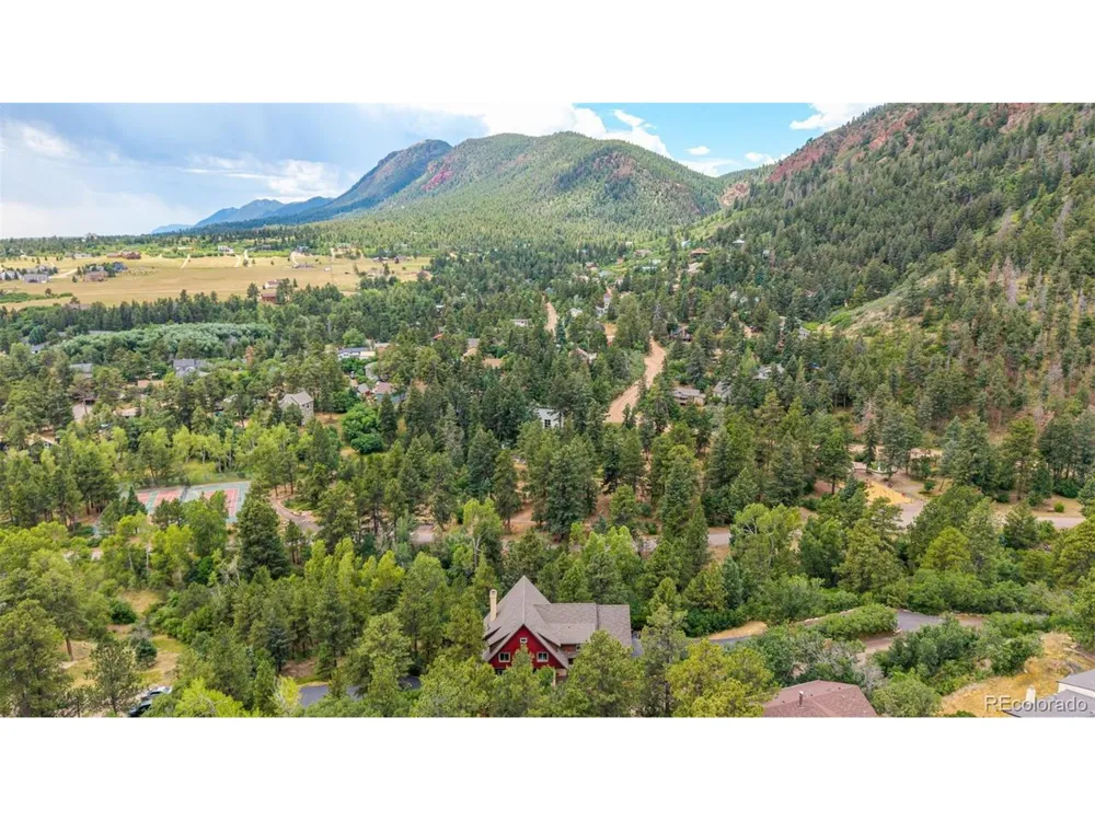 400 Valley Crescent Street Palmer Lake, CO 80133