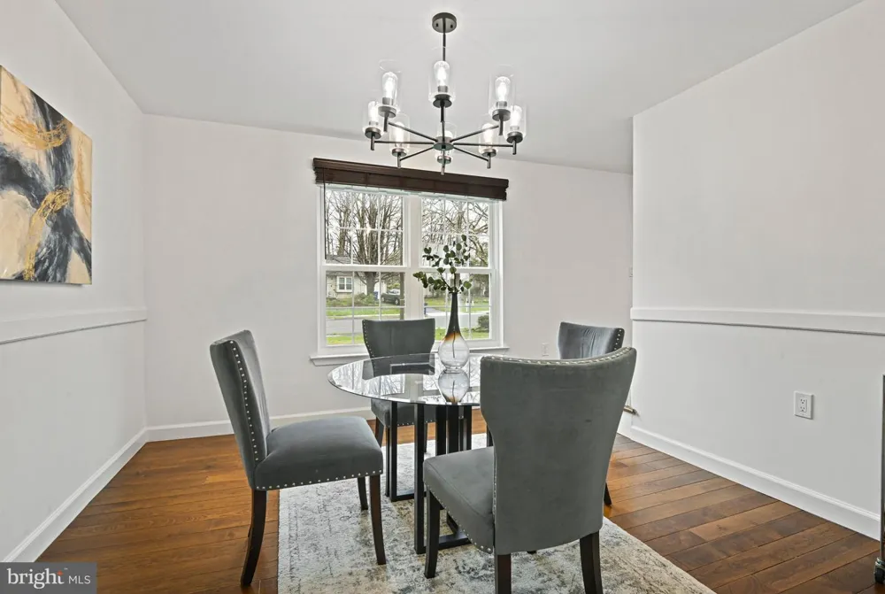 1413 BAYSHIRE LANE Herndon, VA 20170