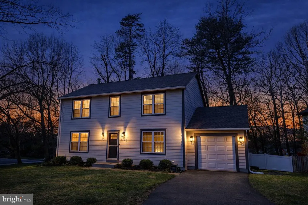1413 BAYSHIRE LANE Herndon, VA 20170
