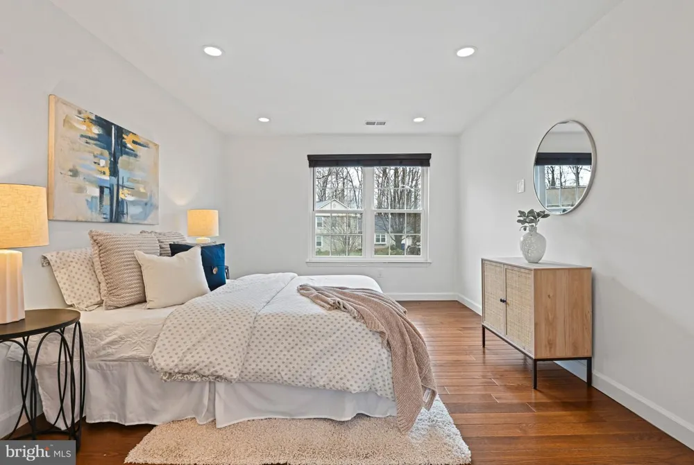 1413 BAYSHIRE LANE Herndon, VA 20170