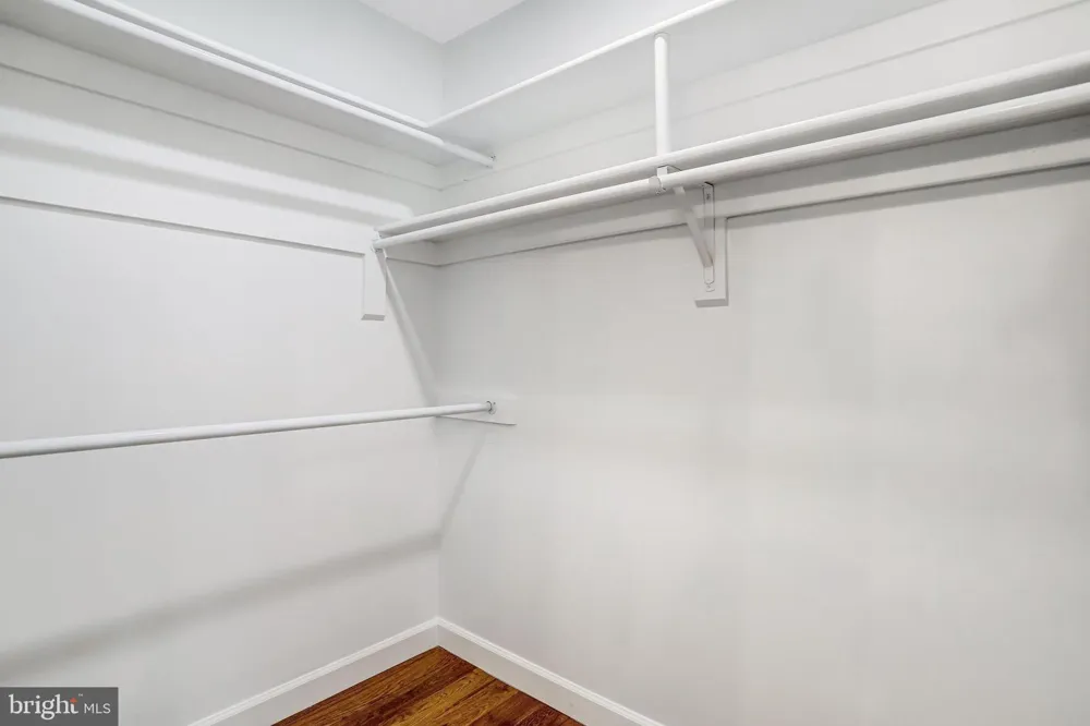 1413 BAYSHIRE LANE Herndon, VA 20170