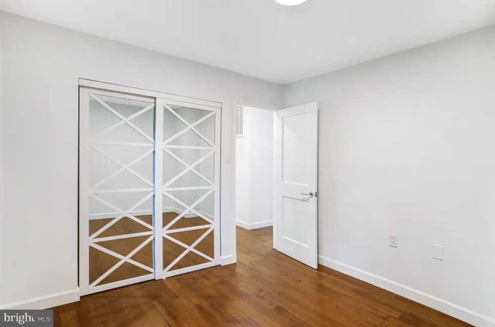 1413 BAYSHIRE LANE Herndon, VA 20170