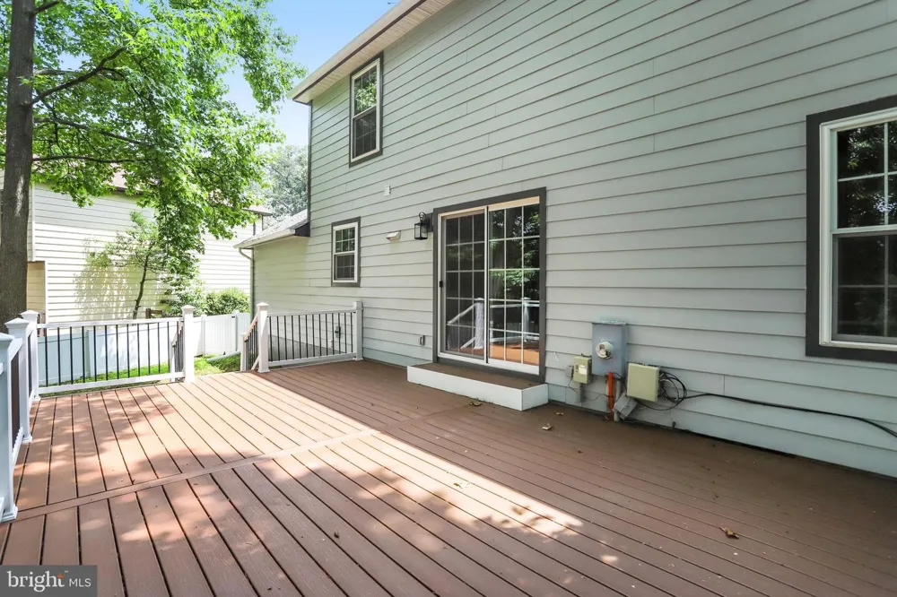 1413 BAYSHIRE LANE Herndon, VA 20170