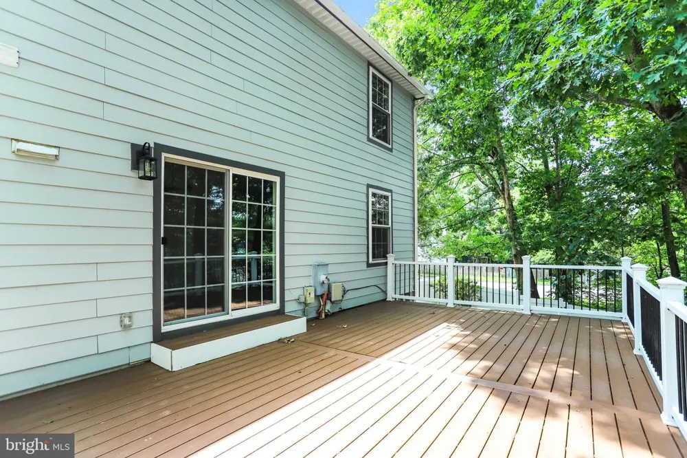 1413 BAYSHIRE LANE Herndon, VA 20170