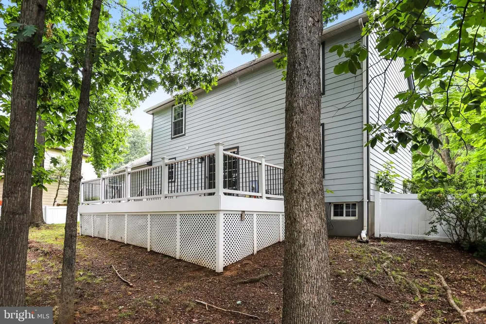 1413 BAYSHIRE LANE Herndon, VA 20170