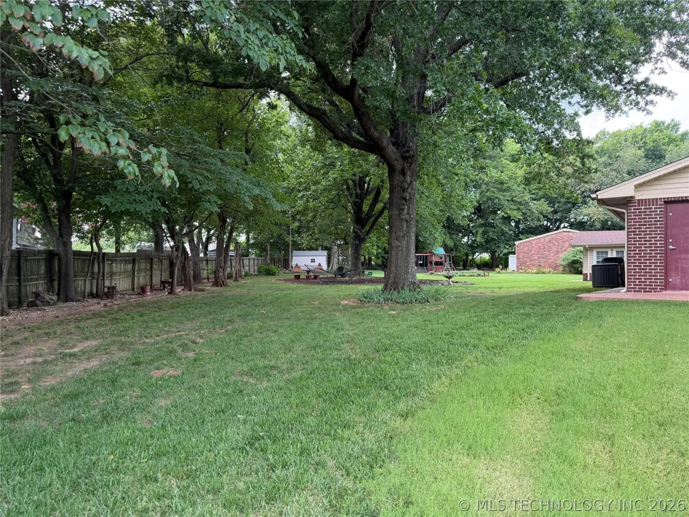 3201 E Harris Road Muskogee, OK 74403