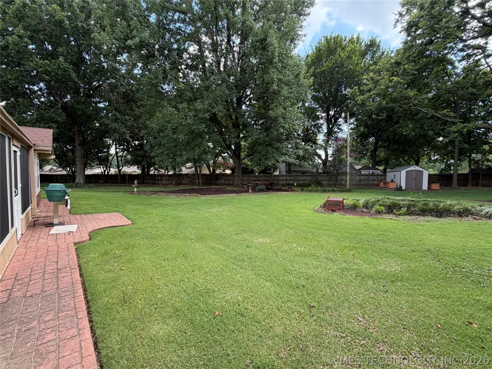 3201 E Harris Road Muskogee, OK 74403