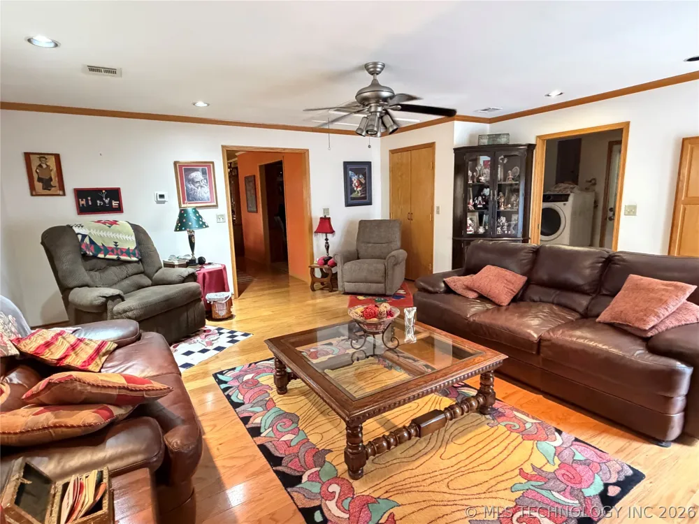 3201 E Harris Road Muskogee, OK 74403