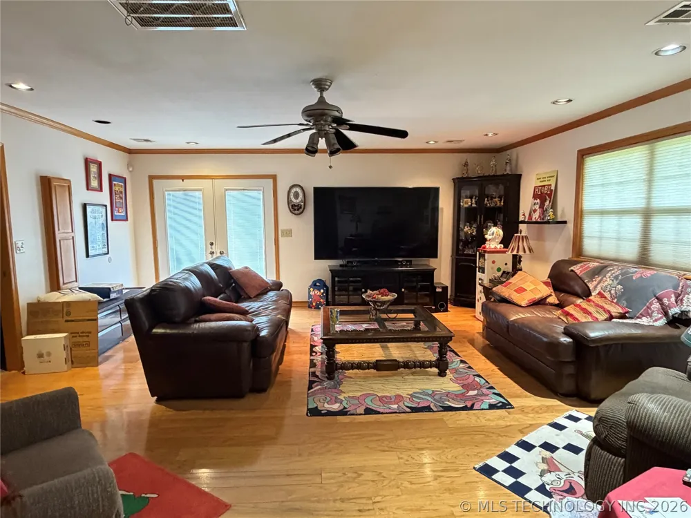 3201 E Harris Road Muskogee, OK 74403