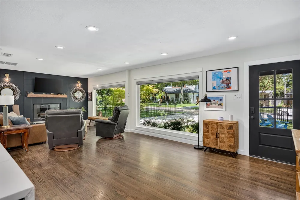 7166 Dalewood Lane Dallas, TX 75214