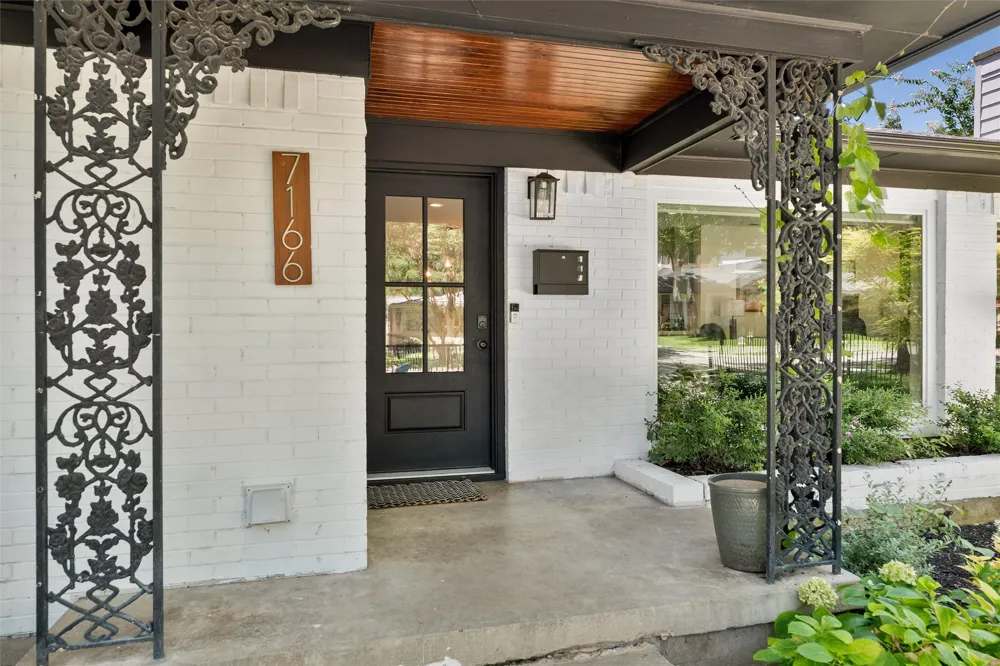 7166 Dalewood Lane Dallas, TX 75214