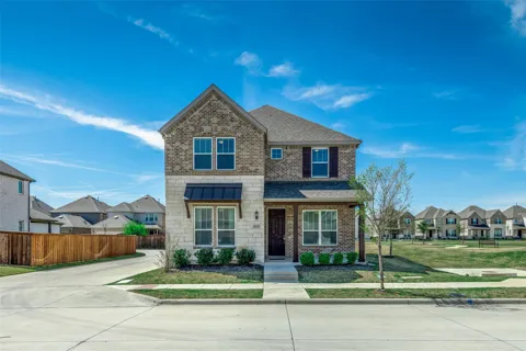 8715 Royal Star Road