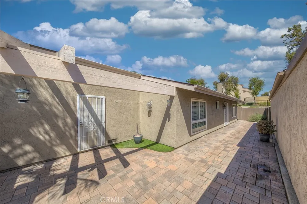 2991 Gingerwood Fullerton, CA 92835