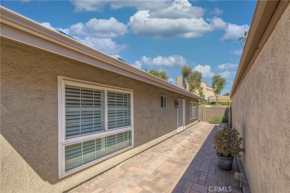 2991 Gingerwood Fullerton, CA 92835