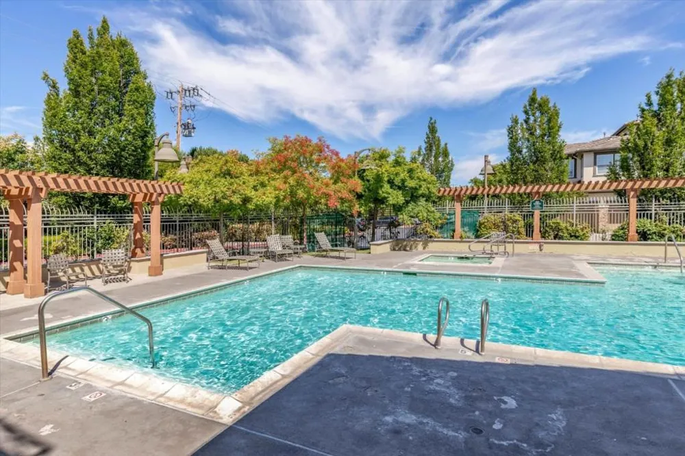 2881 Meridian Avenue #165 San Jose, CA 95124