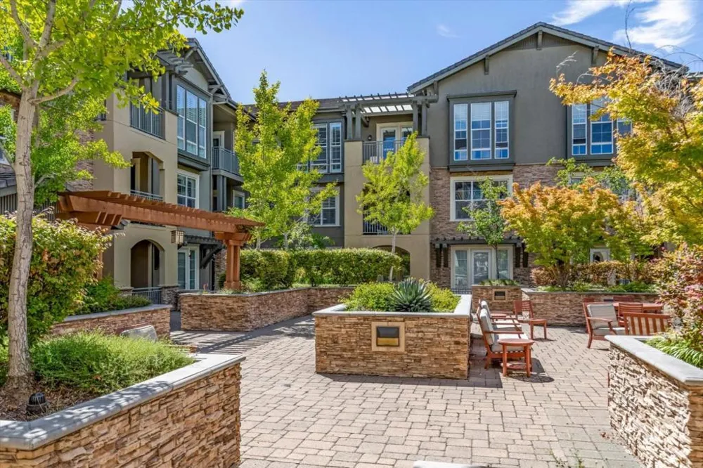 2881 Meridian Avenue #165 San Jose, CA 95124
