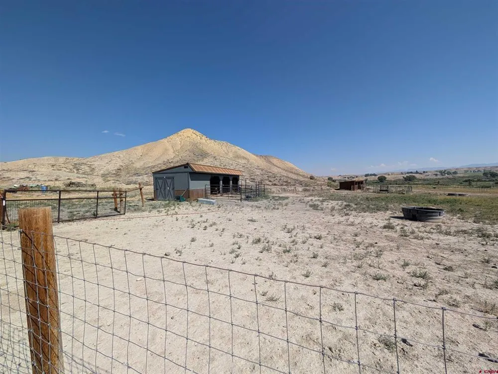 68462 Kinikin Road Montrose, CO 81403