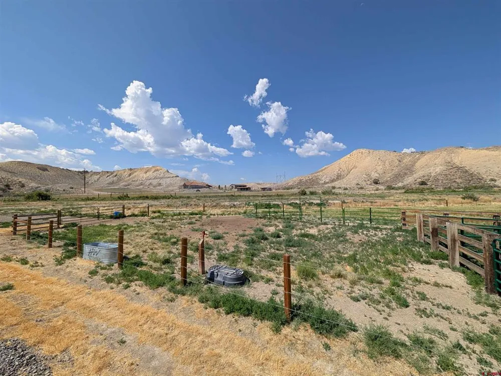 68462 Kinikin Road Montrose, CO 81403