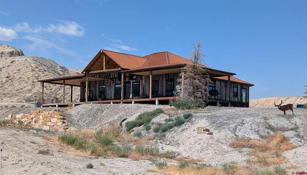 68462 Kinikin Road Montrose, CO 81403