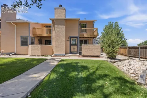 6601 Bobtail Drive