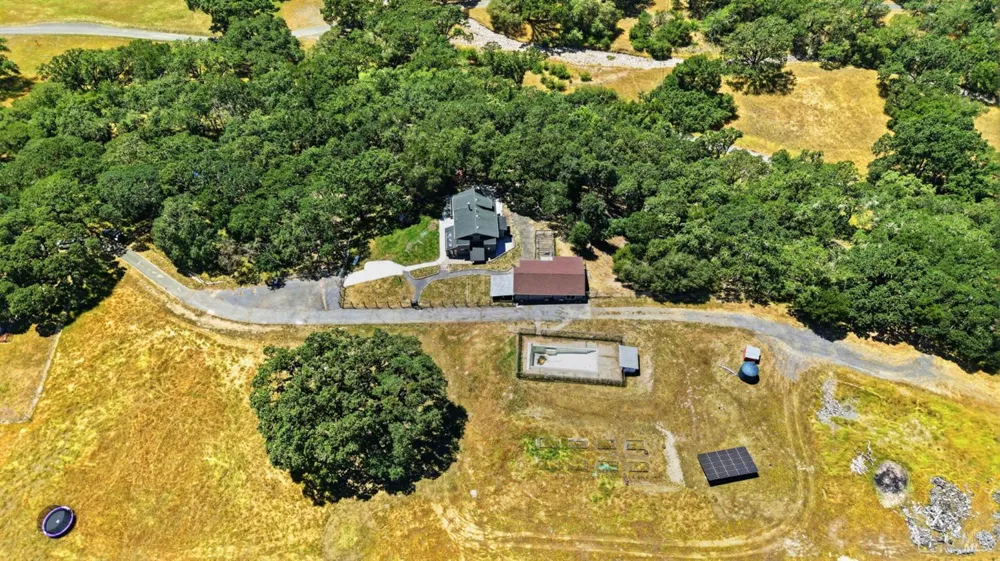 2713 Leslie Road Santa Rosa, CA 95404
