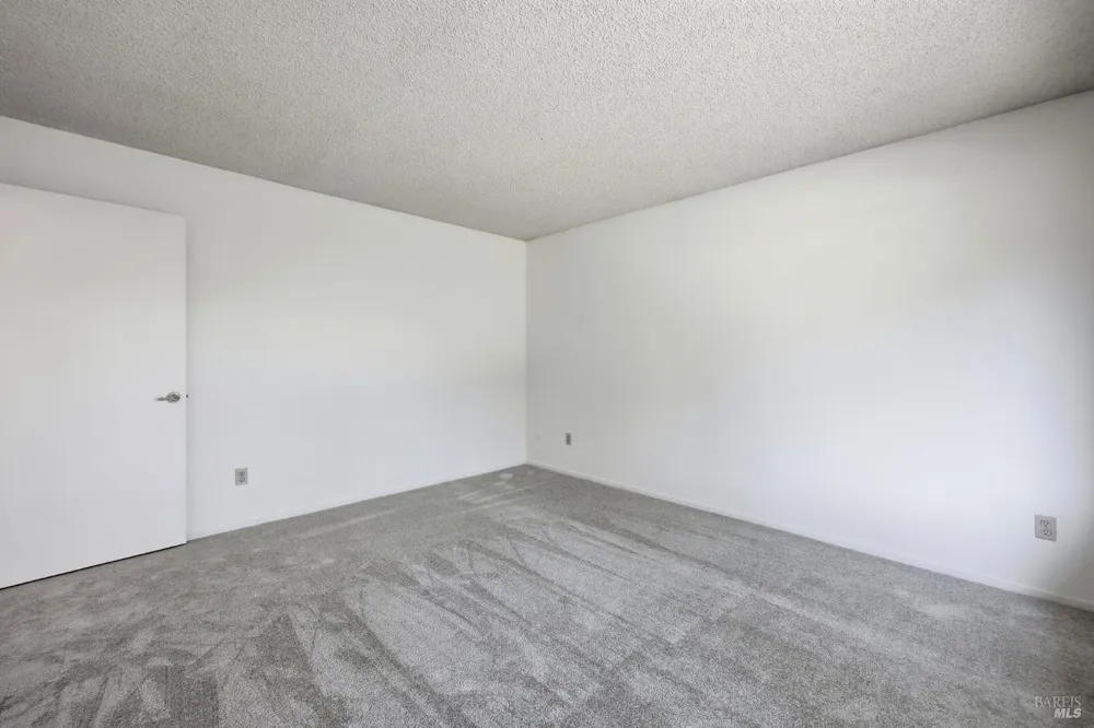 318 Twin Lakes Drive Santa Rosa, CA 95409
