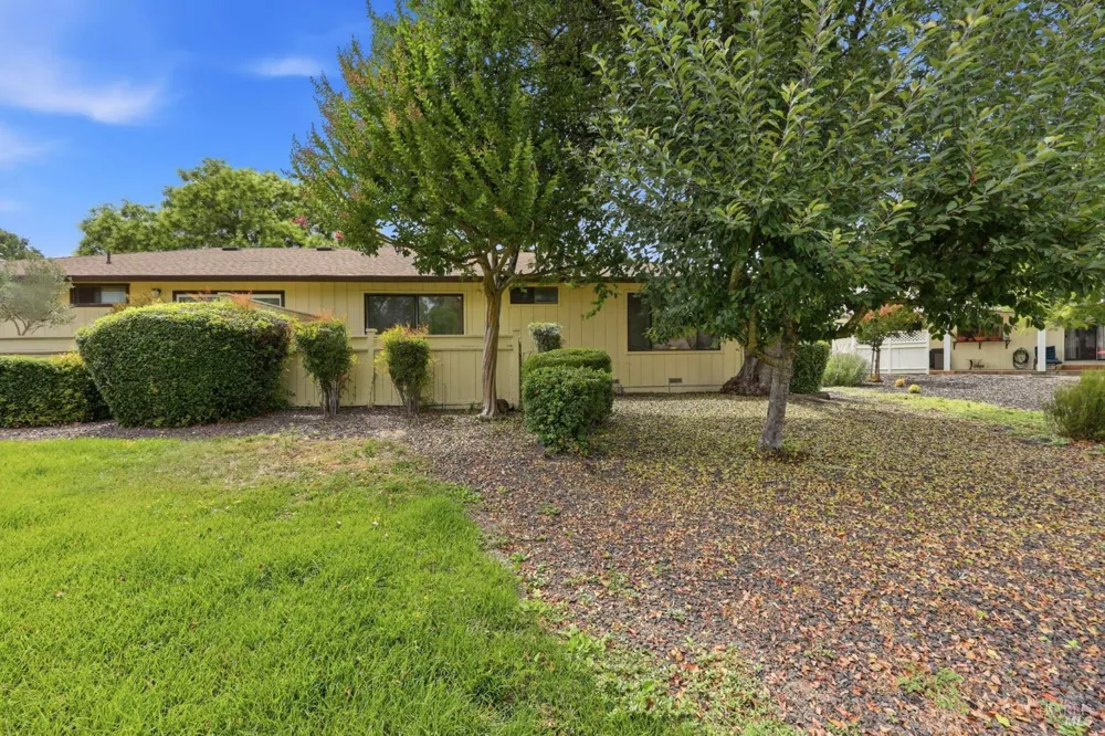 318 Twin Lakes Drive Santa Rosa, CA 95409