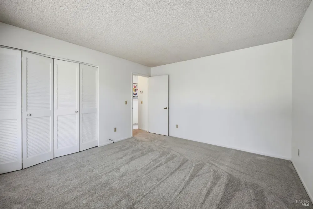 318 Twin Lakes Drive Santa Rosa, CA 95409