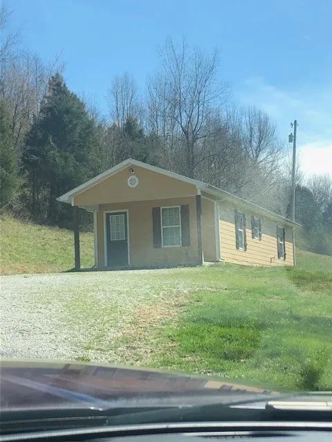 2100 Columbia Hwy