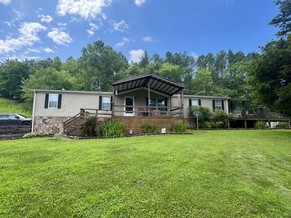 1262 Tom Garrison Road Evensville, TN 37332