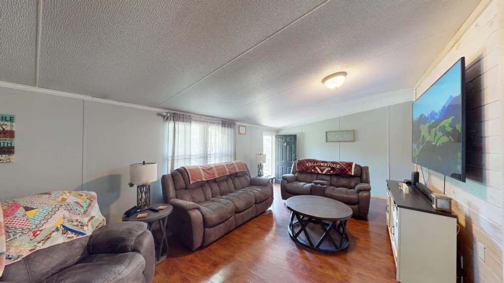 1262 Tom Garrison Road Evensville, TN 37332