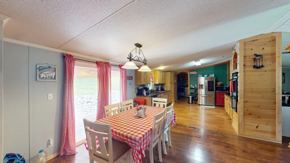 1262 Tom Garrison Road Evensville, TN 37332