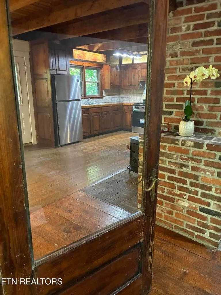170 County Road 709 Road Riceville, TN 37370