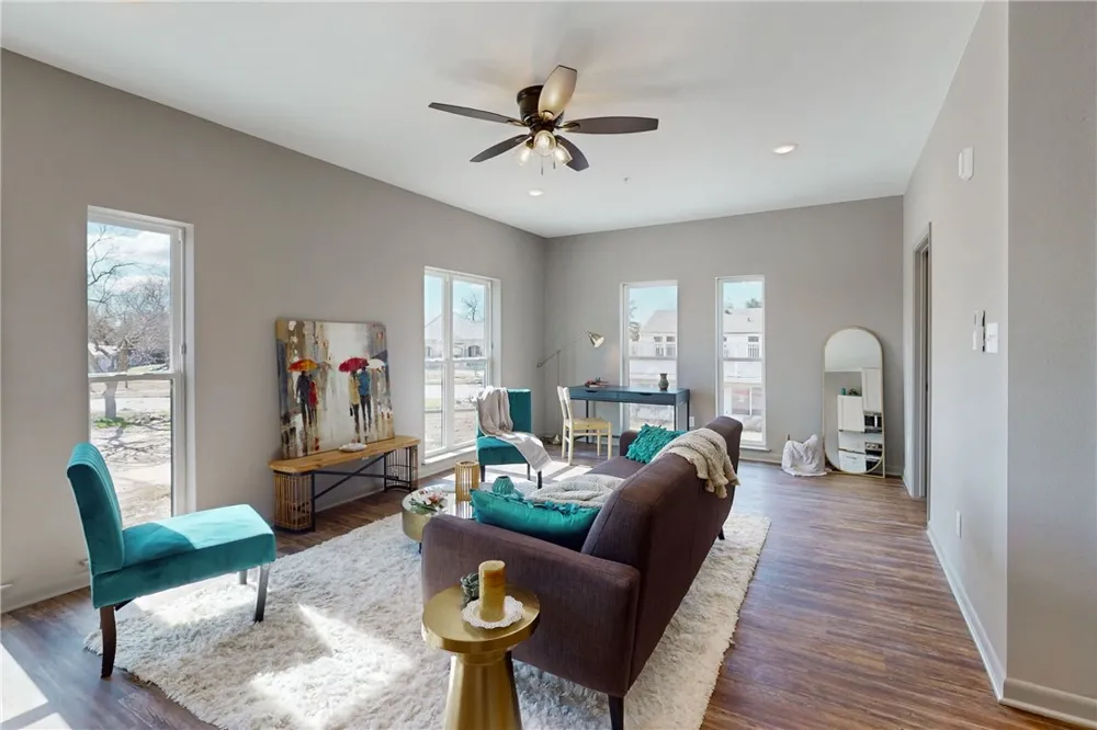 101 W 33rd Street #306 Bryan, TX 77803
