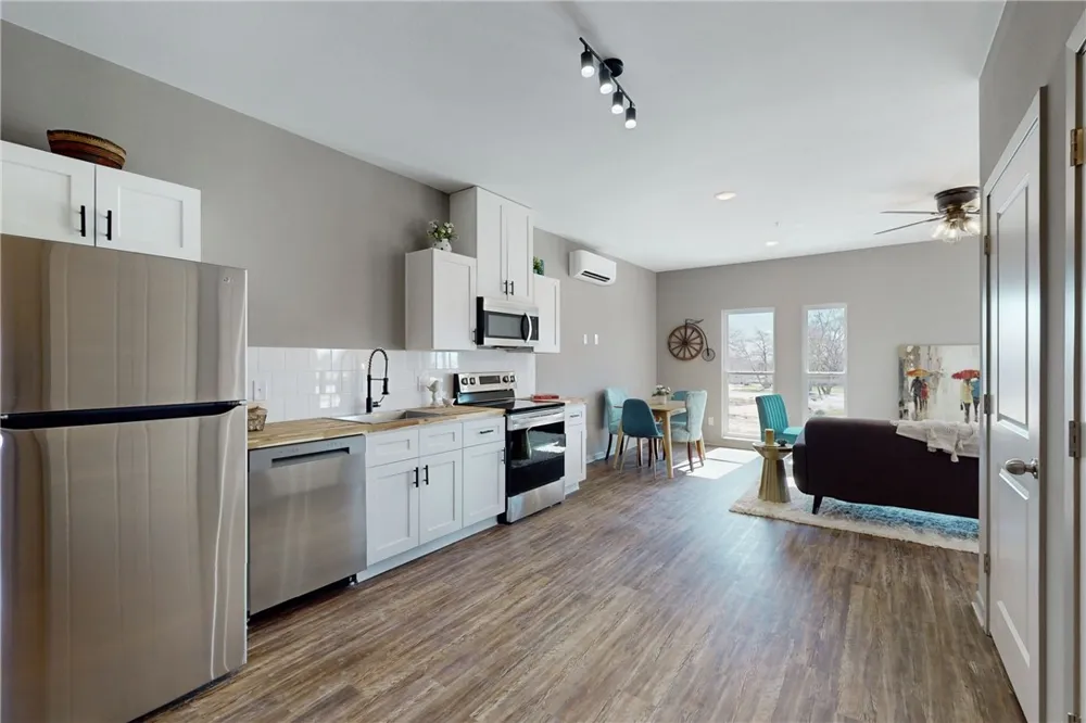 101 W 33rd Street #306 Bryan, TX 77803