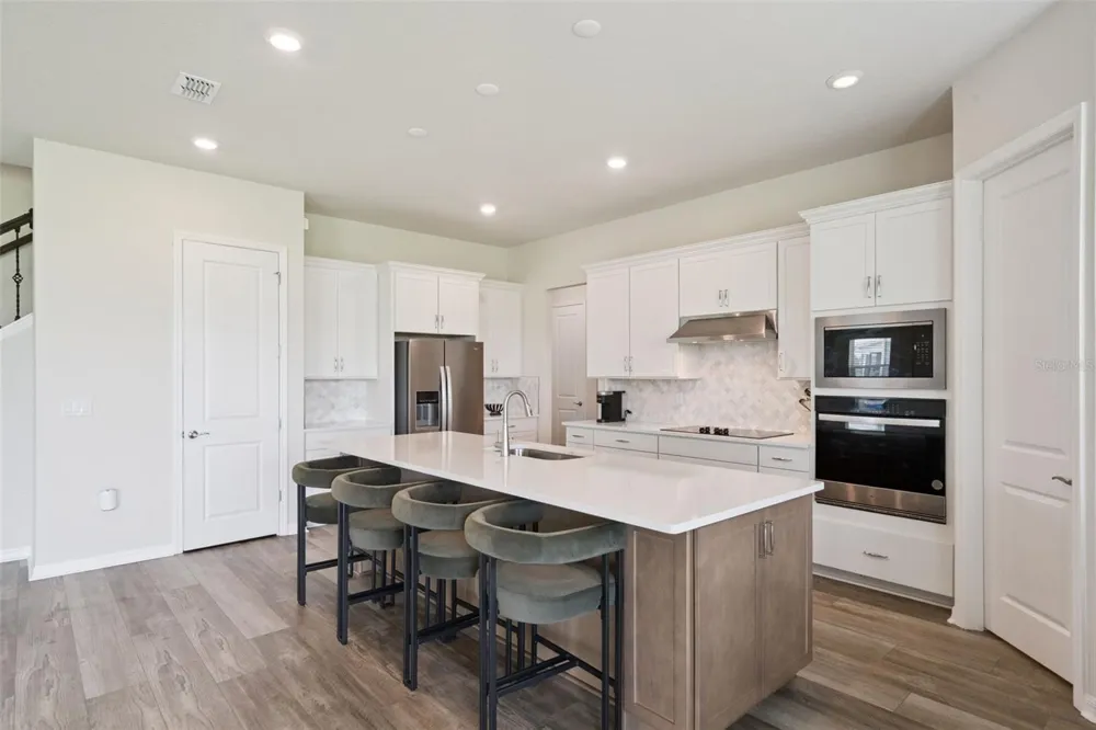 4330 SUNSET PRESERVE BLVD Orlando, FL 32820