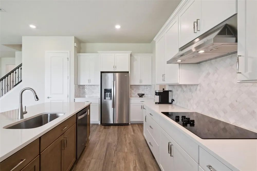4330 SUNSET PRESERVE BLVD Orlando, FL 32820