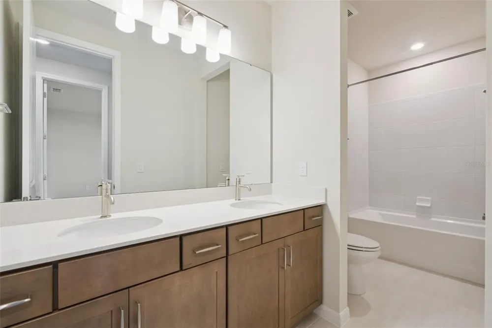 4330 SUNSET PRESERVE BLVD Orlando, FL 32820