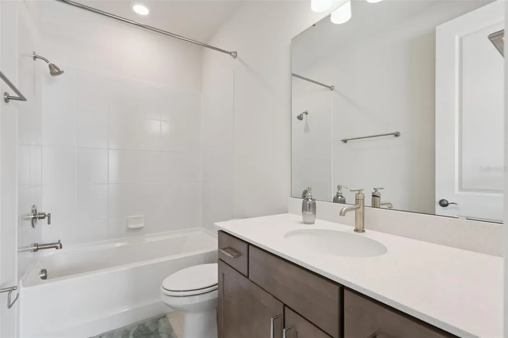 4330 SUNSET PRESERVE BLVD Orlando, FL 32820