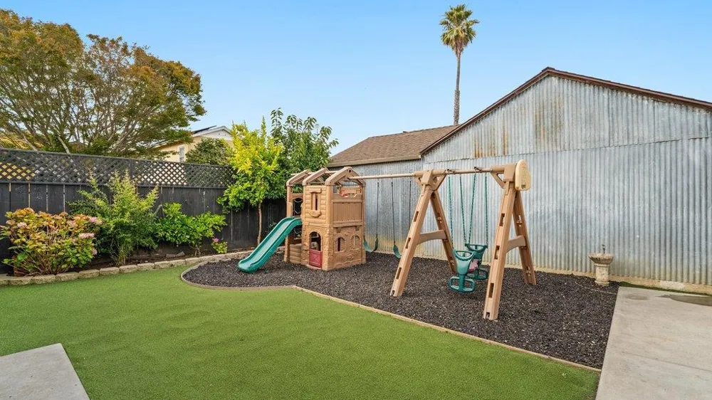 525 California Street Watsonville, CA 95076
